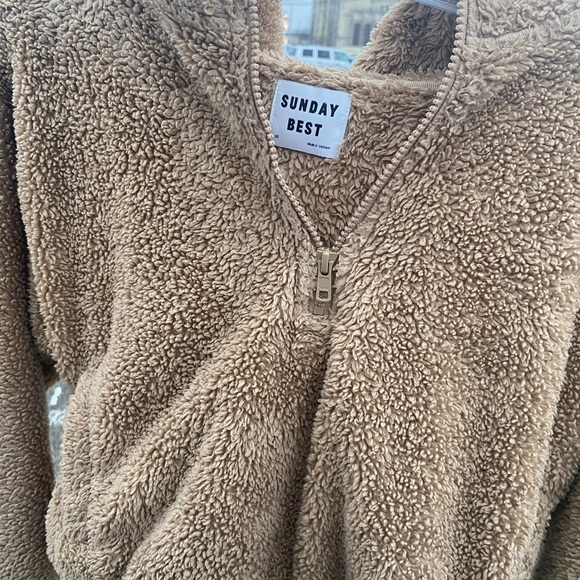 Sunday Best ARITZIA Teddy Jacket - Picture 2 of 6